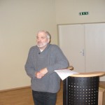 Diskusija par Daugavpils HES. Referē H.Soms. Foto: A.Upenieks, Latgales Laiks, 2012
